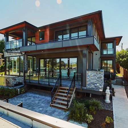 The Chateau Burnaby Luaran gambar