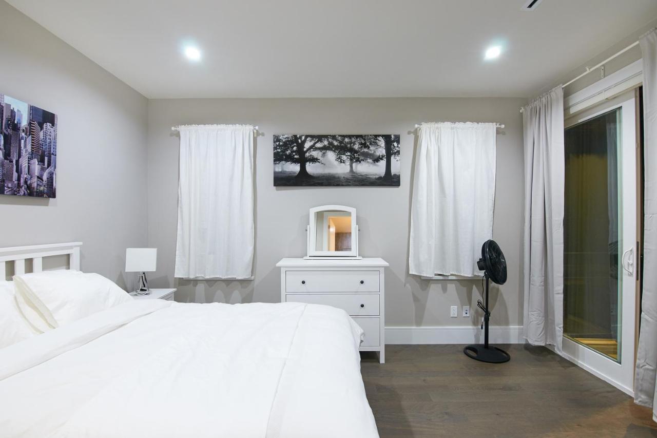 The Chateau Burnaby Luaran gambar