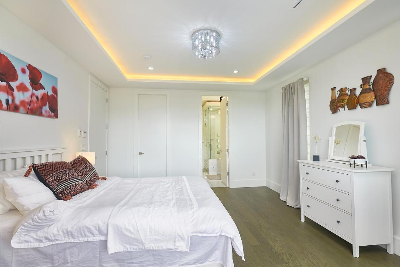 The Chateau Burnaby Luaran gambar
