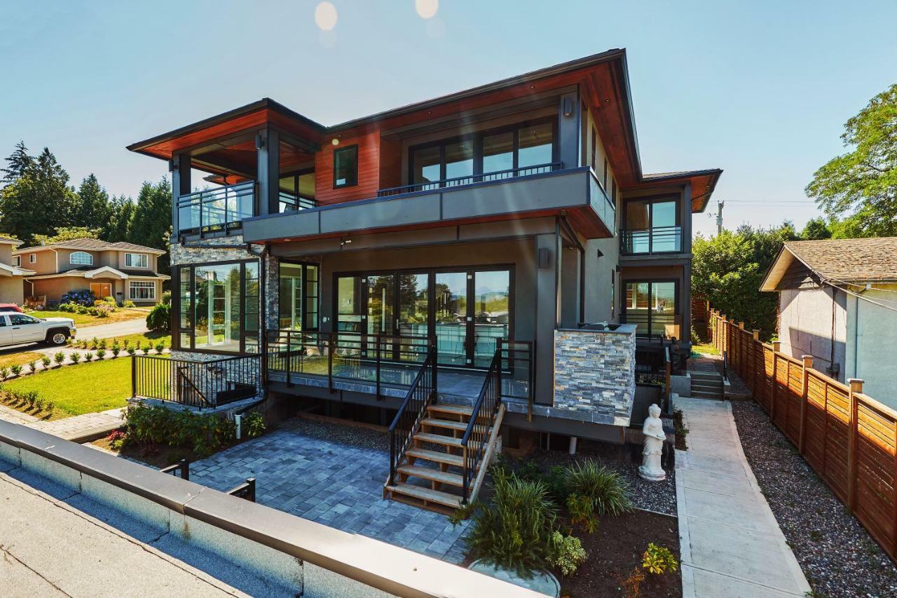 The Chateau Burnaby Luaran gambar