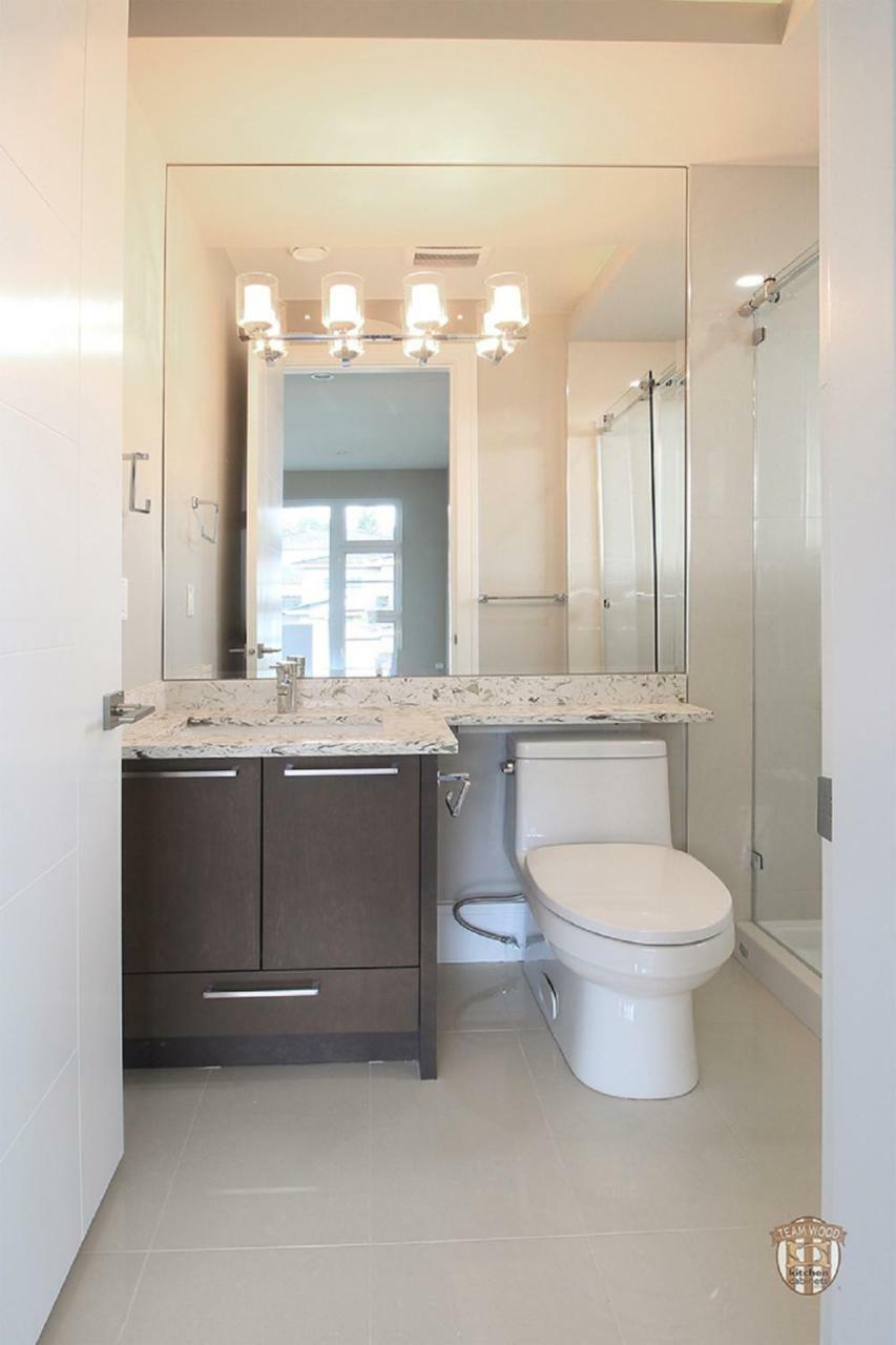 The Chateau Burnaby Luaran gambar