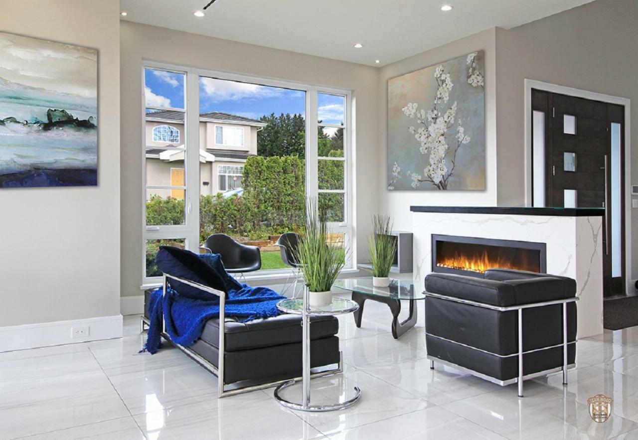 The Chateau Burnaby Luaran gambar